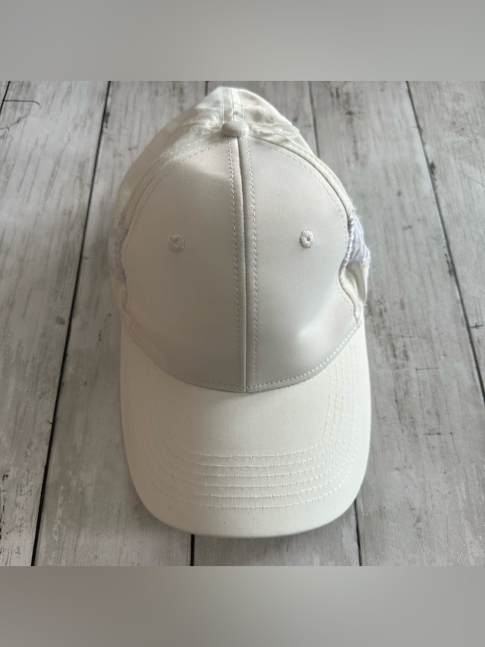 NEW WITHOUT TAGS CALIA WHITE BASEBALL CAP HAT  ADJUSTABLE